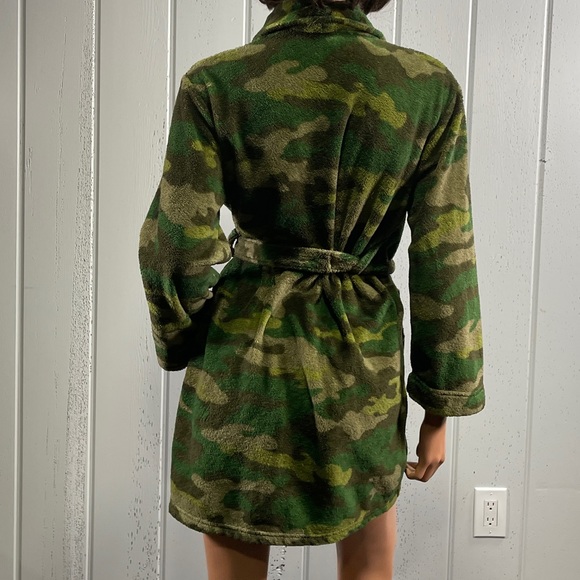 Cherokee Green Camuflaje Camo Bath Robe - Picture 4 of 8